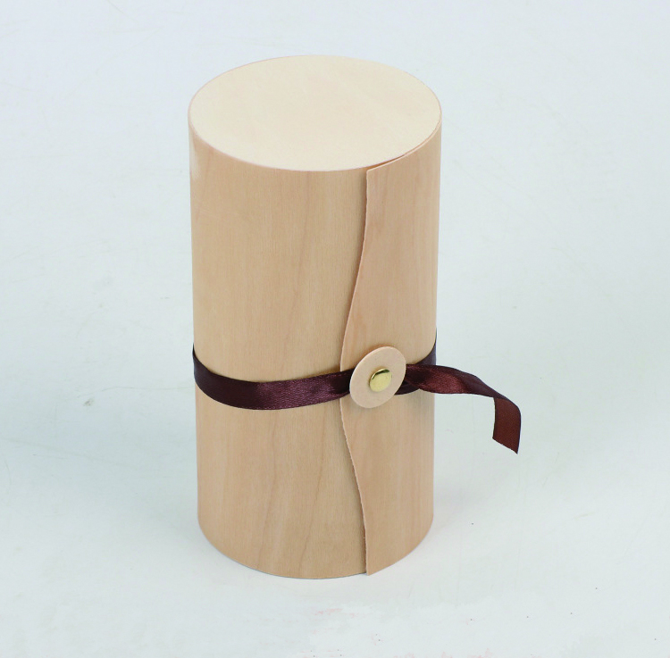 Henkilökohtainen puinen lelulaatikko Mukautettu Barkerin pyöreä laatikko